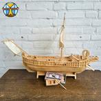 Groot oud model schip gemaakt van lucifers 2 master boot, Hobby en Vrije tijd, Modelbouw | Boten en Schepen, Ophalen of Verzenden