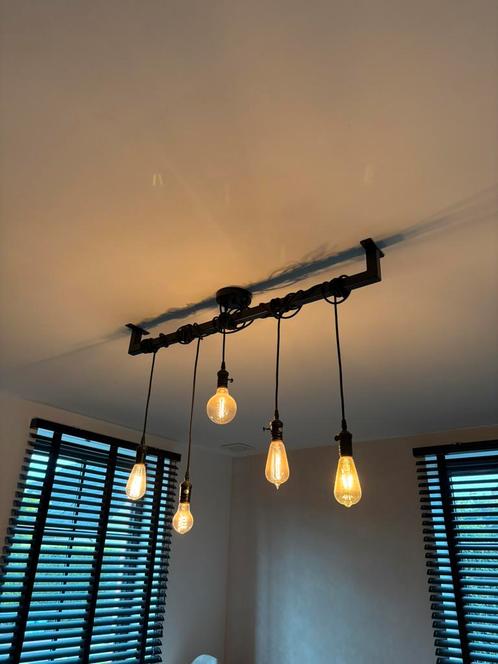Industriële hanglamp zwart (5 lichtbronnen), Huis en Inrichting, Lampen | Hanglampen, Zo goed als nieuw, 75 cm of meer, Metaal