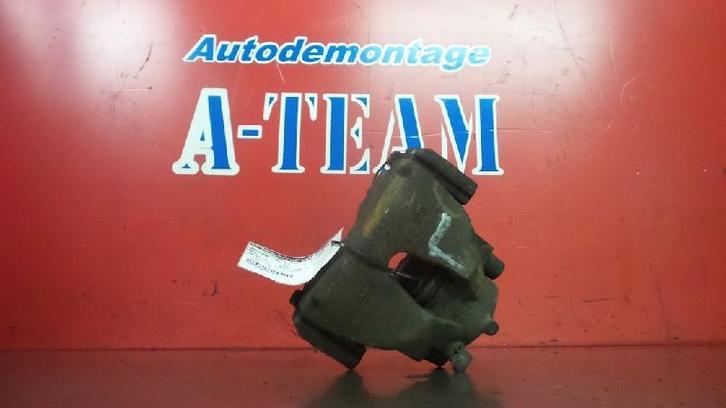 REMKLAUW LINKS VOOR Opel Zafira (F75) (01-1998/07-2005), Auto-onderdelen, Remmen en Aandrijving, Opel, Gebruikt