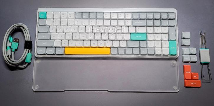 Nuphy Air96 V2 wireless mechanical keyboard, Computers en Software, Toetsenborden, Zo goed als nieuw, Qwerty, Draadloos, Ophalen of Verzenden