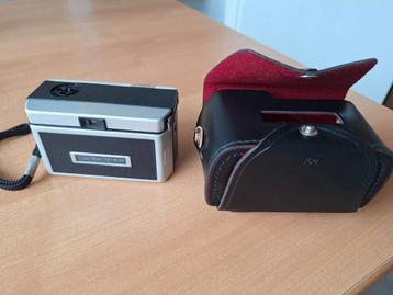 Kodak - Instamatic camera 104, werkend met hoesje beschikbaar voor biedingen