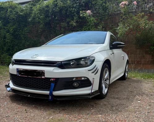 Volkswagen sirocoo R-line  1400TSI 2012 benzin, Auto's, Volkswagen, Scirocco, ABS, Airbags, Airconditioning, Alarm, Bluetooth