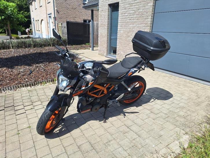 Sportieve KTM 390 Duke | Goed onderhouden | Incl. koffer, Motoren, Motoren | KTM, Particulier, Naked bike, 12 t/m 35 kW, Minimaal motorrijbewijs A2