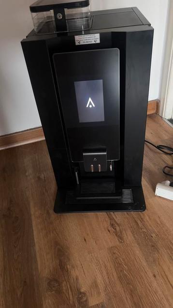 Koffiemachine Animo OptiBean 13 – Perfecte staat – €4000 beschikbaar voor biedingen