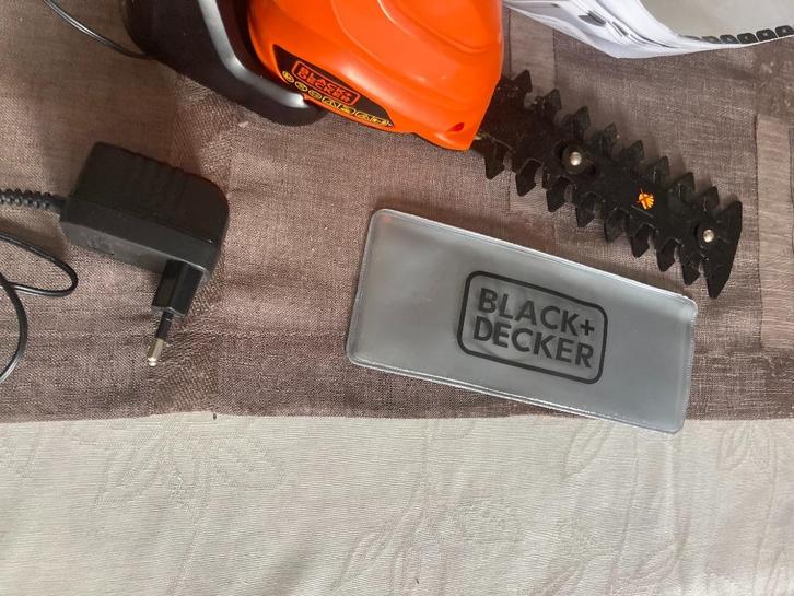 Draadloze hand heggeschaar te koop ., Tuin en Terras, Heggenscharen, Nieuw, Accu, Ophalen