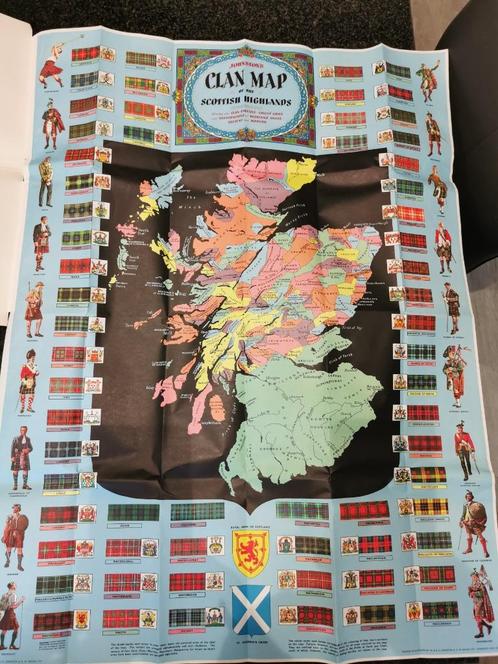 Oude vouwkaart over Schotse Clan's, Livres, Fantastique, Comme neuf, Enlèvement ou Envoi
