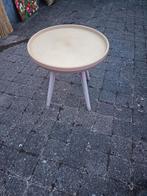 Klein tafeltje voor buiten, Tuin en Terras, Tuintafels, Ophalen, Gebruikt, Rond, Kunststof