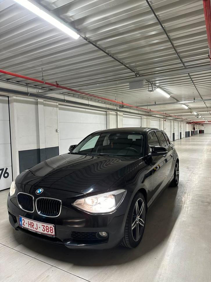 Bmw 116i, Autos, BMW, Particulier, Air conditionné, Essence, Euro 5, 5 portes, Boîte manuelle, Propulsion arrière, Enlèvement