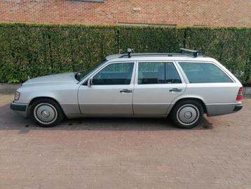 W124 230te, Auto's, Mercedes-Benz, Euro 2, Achterwielaandrijving, Grijs, Particulier