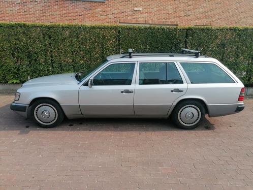 W124 230te, Auto's, Mercedes-Benz, Particulier, 200-Serie, Benzine, Euro 2, Break, Handgeschakeld, Zilver of Grijs, Grijs, Kunstmatig leder