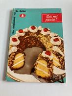 Kookboek " Bak met plezier " Dr. OETKER 1965 (9de druk), Oetker, Ophalen of Verzenden, Zo goed als nieuw, Europa