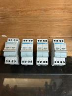 Zekering 16A 4 polig, Doe-het-zelf en Bouw, Elektriciteit en Kabels, Ophalen of Verzenden, Zo goed als nieuw