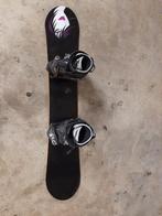 Snowboard femme 1.5 m avec chaussures neuve, Sport en Fitness, Snowboarden, Zo goed als nieuw, Schoenen