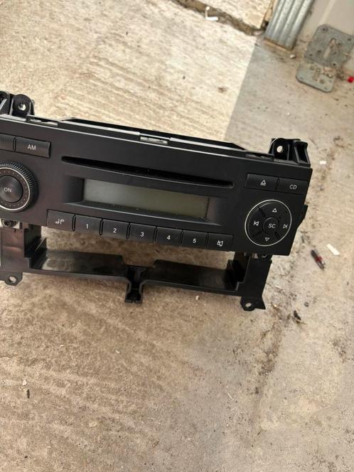 Originele radio voor Mercedes Vito W639, Auto diversen, Autoradio's, Zo goed als nieuw, Ophalen