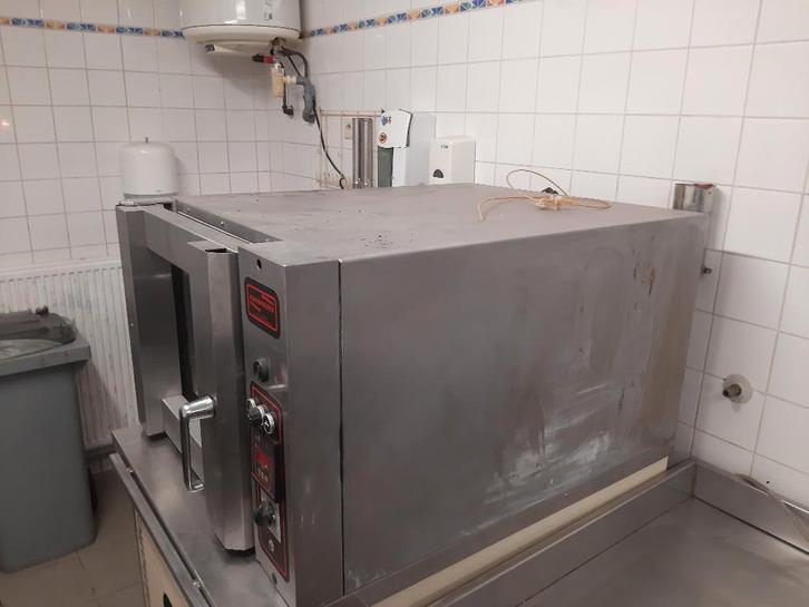 Four, Zakelijke goederen, Horeca | Keukenapparatuur, Bakkerij en Slagerij, Gebruikt, Ophalen