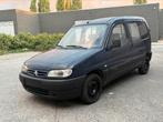 Citroen berlingo 1.6 benzine lichte vracht 150.000km, Auto's, Bestelwagens en Lichte vracht, Trekhaak, Particulier, Te koop, Benzine