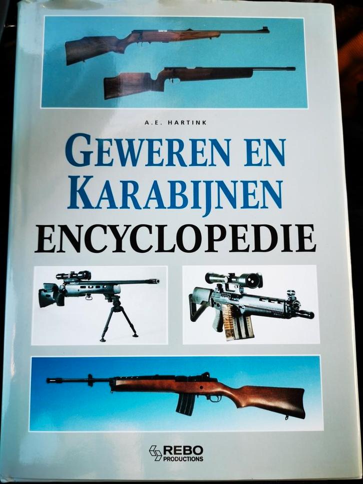Geillustreerde geweren en karabijnen encyclopedie, Boeken, Oorlog en Militair, Zo goed als nieuw, Overige onderwerpen, Niet van toepassing