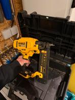 Nagelschieter mini brads, Doe-het-zelf en Bouw, Ophalen of Verzenden, Zo goed als nieuw