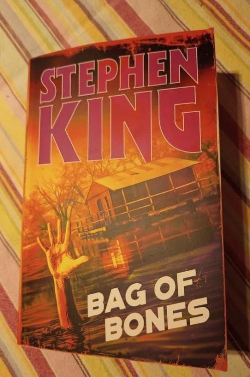 Stephen King, Bag of Bones, English, 660 p., very good cond., Livres, Thrillers, Comme neuf, Enlèvement ou Envoi