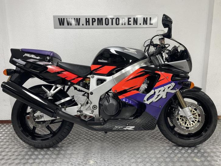 Honda CBR 900 RR FIREBLADE FIRST SERIE BOVAGGARANTIE, Motoren, Motoren | Honda, Super Sport, meer dan 35 kW