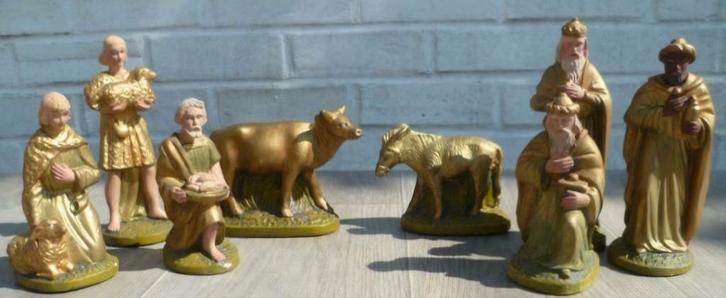 Kerststal 8 beeldjes gouden kleur - Kerstmis - Oud, Diversen, Kerst, Zo goed als nieuw, Ophalen of Verzenden