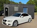 Bmw e92 320d M-pakket 1ste eigenaar 12M GARANTIE, Auto's, Achterwielaandrijving, 1995 cc, USB, Wit