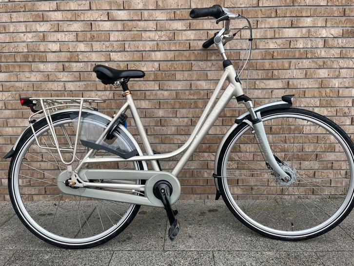 Prachtige gazelle paris C7 in topconditie !, Fietsen en Brommers, Fietsen | Dames | Damesfietsen, Zo goed als nieuw, Gazelle, Versnellingen