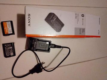Sony BC-TRW chargeur de batterie + 2 batteries, Audio, Tv en Foto, Ophalen, Gebruikt, Oplaadbaar