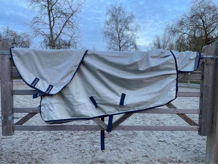 Verschillende paardenspullen (dekens, martingaal, dekjes...), Dieren en Toebehoren, Paarden en Pony's | Dekens en Dekjes, Dekje