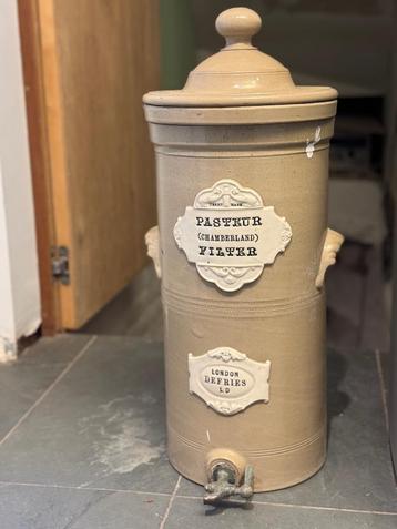 1890'S PASTEUR CHAMBERLAND WATER FILTER, Enlèvement