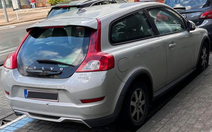 VOLVO - C30 - Facelift - 1.6 eDrive, Autos, Volvo, Particulier, C30, ABS, Airbags, Air conditionné, Bluetooth, Verrouillage central