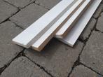 Lot de plinthes en bois, Bricolage & Construction, Enlèvement, Comme neuf, Plinthes