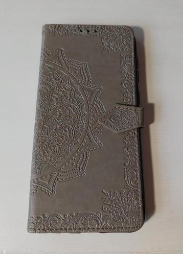 HTC one telefoonhoesje (flipcover) beschikbaar voor biedingen