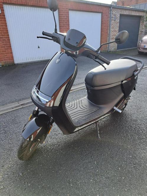 Elektrisch - B-Klasse - Segway E110S Phantom Black 45 km/u, Fietsen en Brommers, Scooters | Overige merken, Zo goed als nieuw
