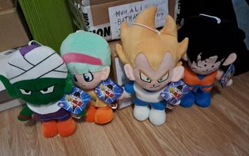 4 dragonball z knuffels peluches plush 30cm in nieuwstaat beschikbaar voor biedingen