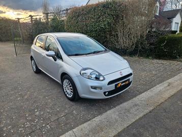 Fiat Punto Evo 1.2 essence, avec 73 050 km ! ! !, Achat, https://public.car-pass.be/vhr/79fba5da-8fae-422c-bf10-45930d37927d, Euro 6