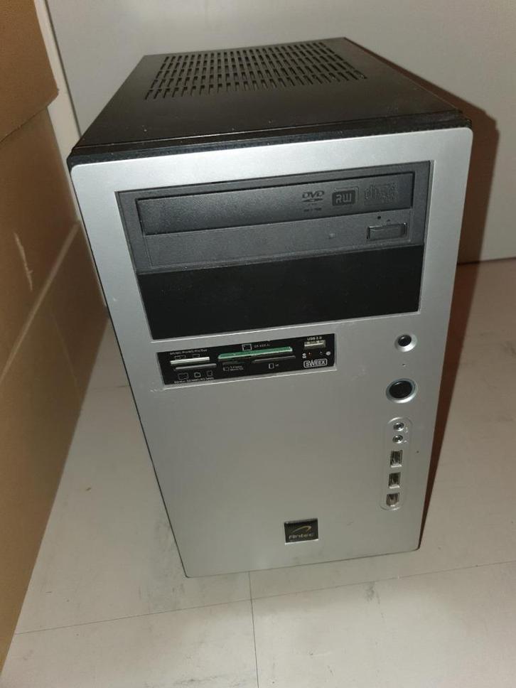 ancien pc avec tours windows 7, Informatique & Logiciels, Ordinateurs de bureau, Comme neuf, Moins de 4 GB, Enlèvement