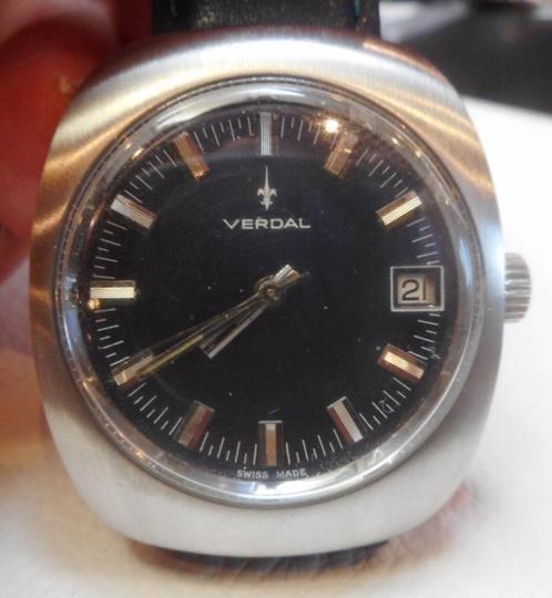 85) Verdal mécanique NOS vintage, calibre FHF 974 17 rubis i, Handtassen en Accessoires, Edelstenen, Gebruikt, Ophalen of Verzenden