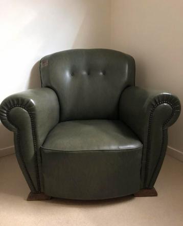 Fauteuil beschikbaar voor biedingen