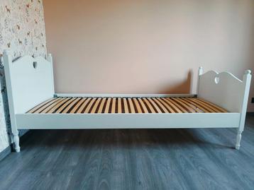 Kinderbed wit hartje, amori 90x200