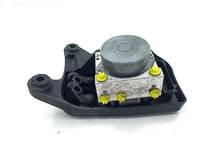 ABS POMP Honda VFR 1200 F (VFR1200 + DCT) (57110-MGE-003), Motoren, Onderdelen | Honda, Gebruikt