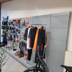 Supports muraux perforés, Enlèvement