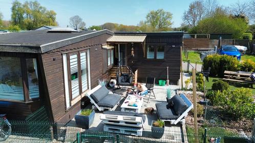 Chalet aan de vijver, Caravans en Kamperen, Stacaravans, Ophalen