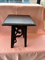 Petit banc en bois, porte-fleurs., Enlèvement