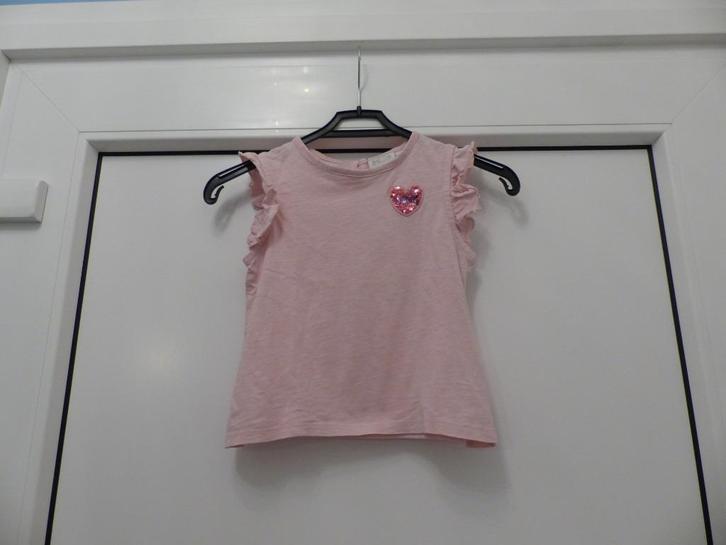 T-Shirt K3 roze met korte mouwen - maat 104, Kinderen en Baby's, Kinderkleding | Maat 104, Zo goed als nieuw, Meisje, Shirt of Longsleeve