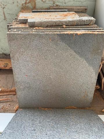 Terrastegels beschikbaar voor biedingen