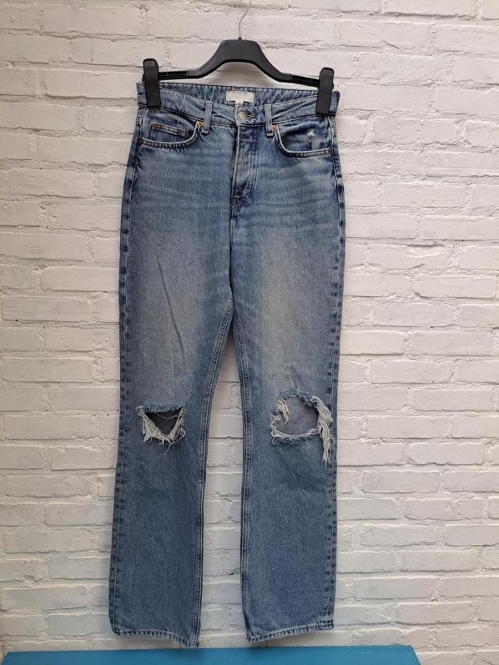 ripped jeans H&M, Kleding | Dames, Spijkerbroeken en Jeans, Gedragen, W28 - W29 (confectie 36), Blauw, Ophalen of Verzenden