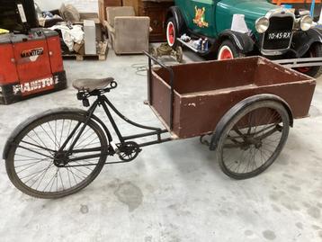 Vooroorlogse antieke bakfiets 