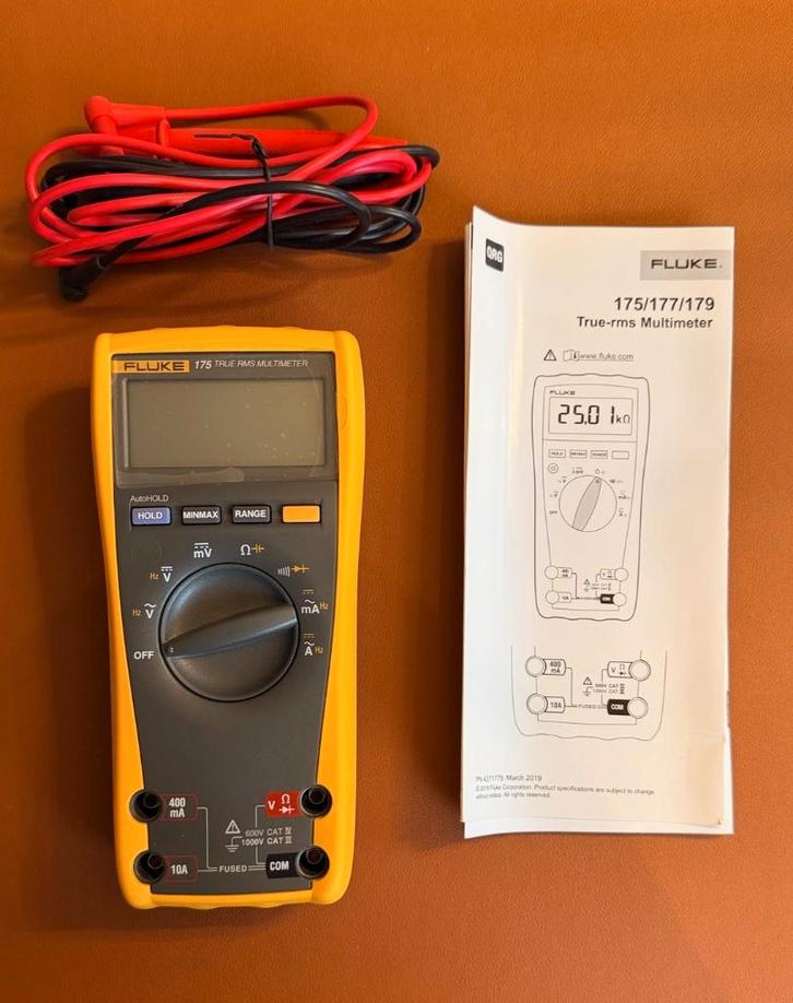 Fluke 175 True RMS digitale multimeter, Bricolage & Construction, Instruments de mesure, Neuf, Multimètre, Enlèvement ou Envoi