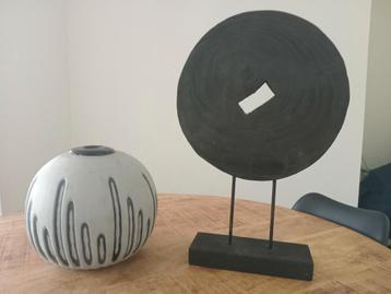 vaas en decoratief object Pomax  beschikbaar voor biedingen